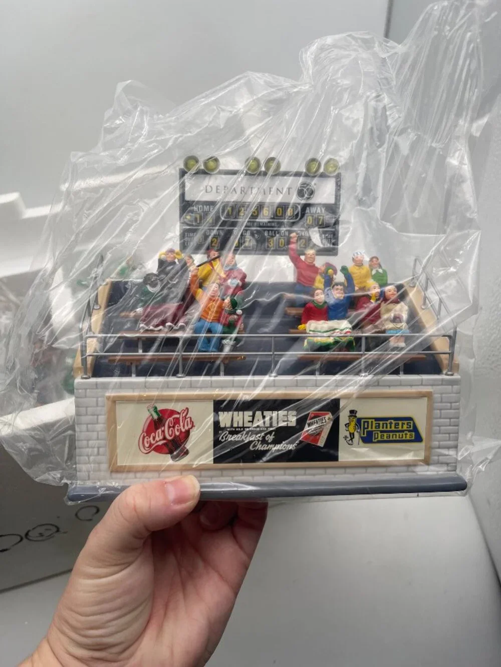 Department 56 The Original Snow Village NFL Football Champsfield Stadium #55001